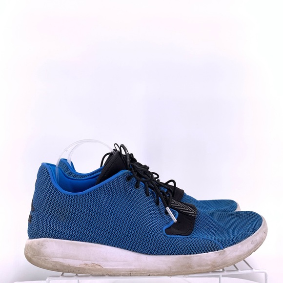 jordan eclipse size 14